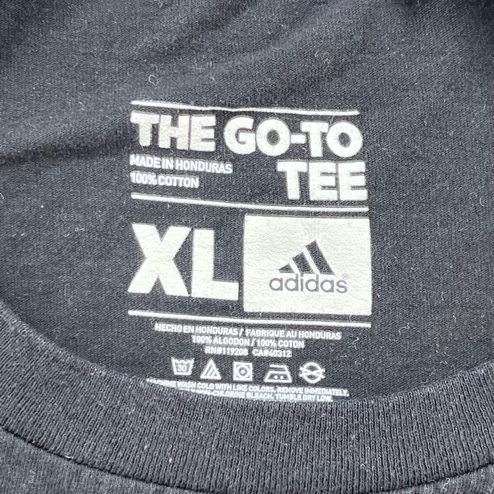 Adidas Mens The Go-To Tee Black Basketball Graphic T XL Grind Now Rise Later - Picture 2 of 6